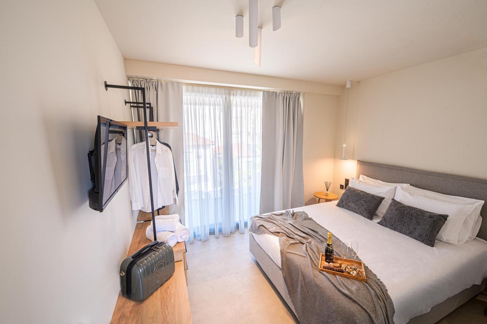Luaz Suites 沃洛斯 外观 照片