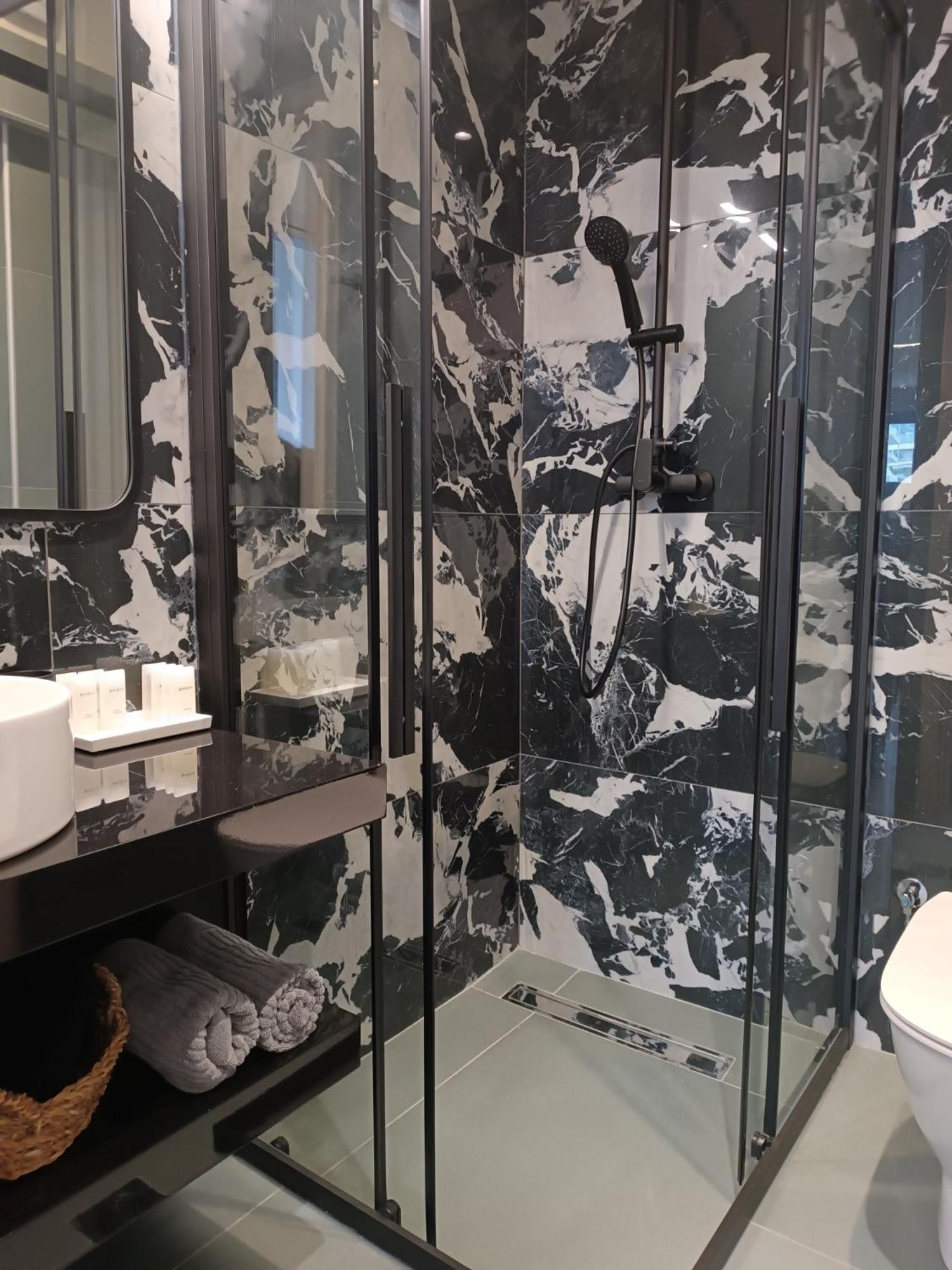 Luaz Suites 沃洛斯 外观 照片