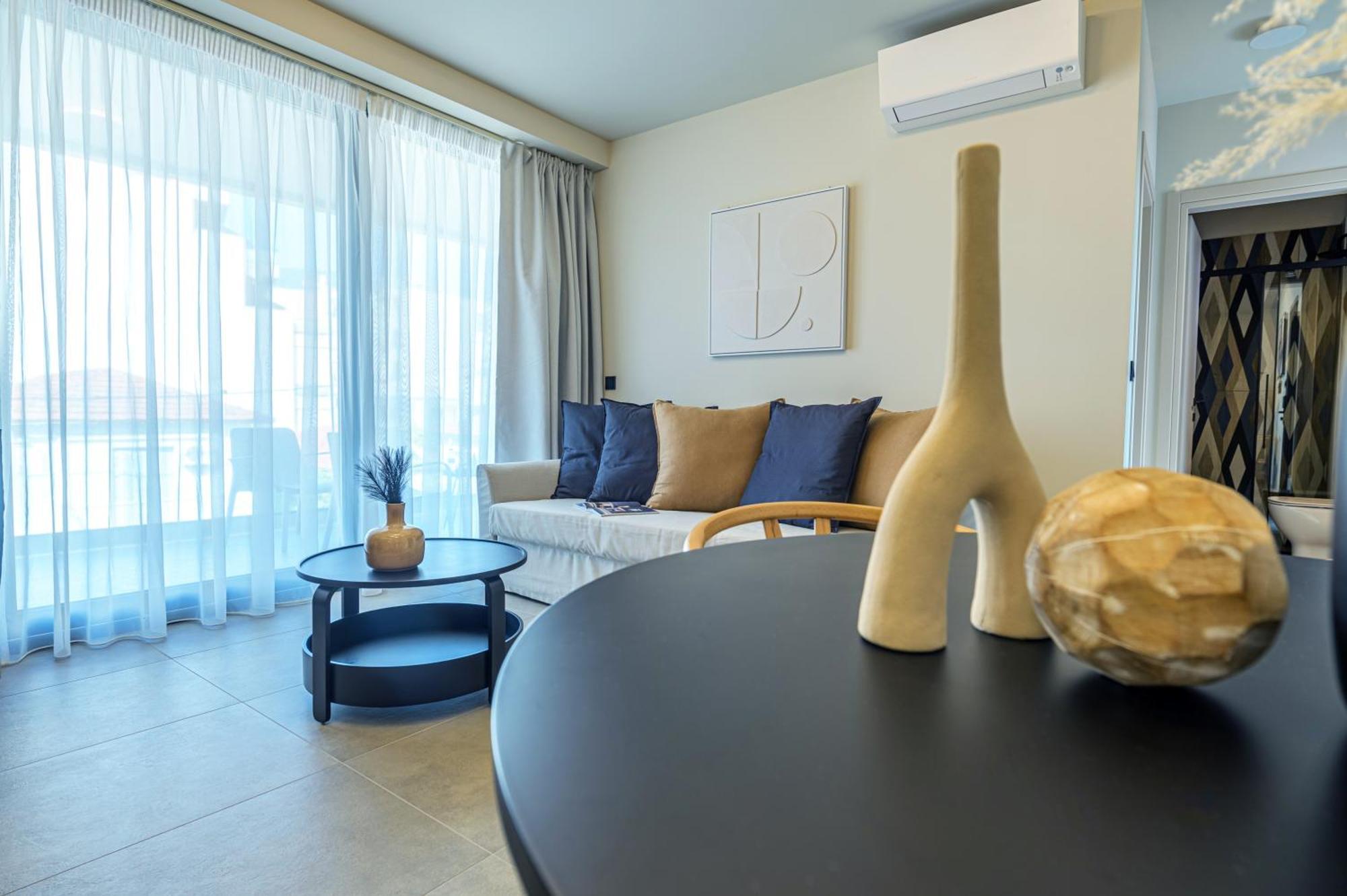 Luaz Suites 沃洛斯 外观 照片